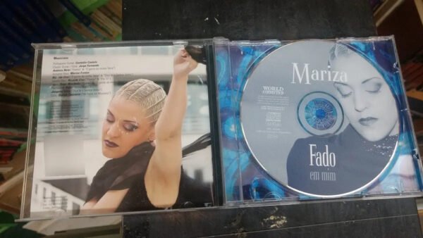 616366-MLA75341985364_032024 Mariza - Fado Em Mim (cd) Estándar