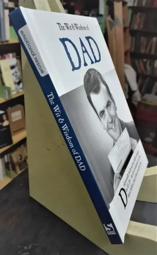 699912-MLA71255694143_082023 The Wit And Wisdom Of Dad - En Inglés - Studio Press