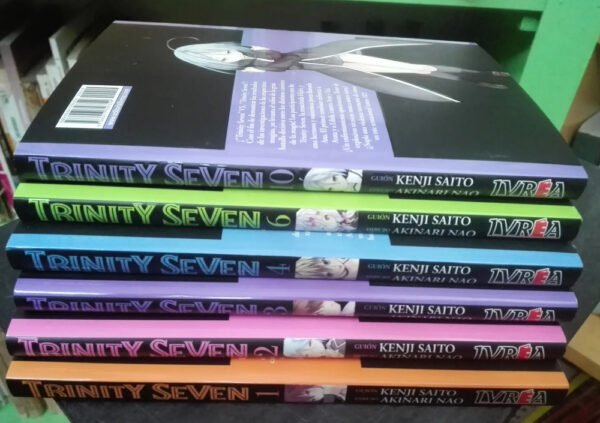 Trinity Seven (lote 6 Números: 1-4, 6, 10) Kenji Saito Ivrea