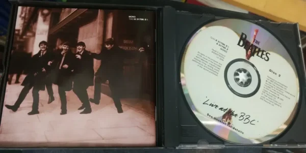 798699-MLA75456202108_042024 The Beatles Live At The Bbc - Cd Doble Edición Limitada