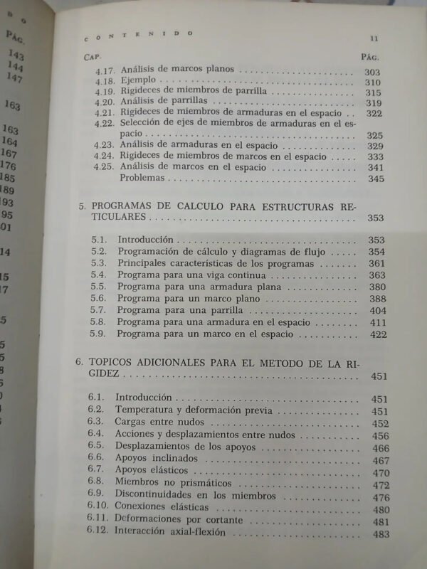 924111-MLA83390011191_032025 Análisis De Estructuras Reticulares - J M Gere Y W Weaver Jr