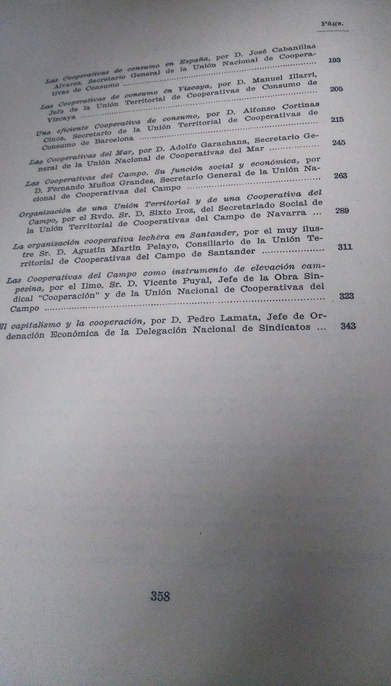Las Organizaciones Cooperativas En La Teoría Y En La Práctic