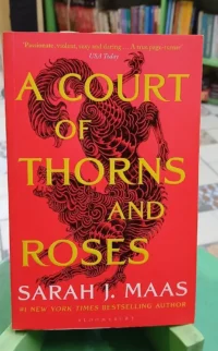 A Court Of Thorns And Roses & A Court Of Mist And Fury -maas