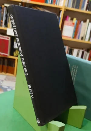 820987-MLA96305965142_102025 Una Letra Femenina Azul Pálido - Franz Werfel
