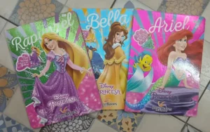 Princesas Disney Con Figura Armable - Rapunzel /ariel/bella