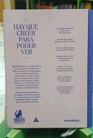 Bruja Moderna - Dalia F. Walker