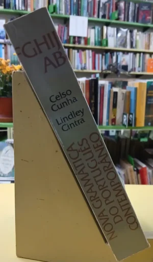 Nova Gramática Do Português Contemporâneo - Cunha, Cintra